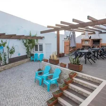 Spacious House In Atalaia With Shared Pool 펜션 *