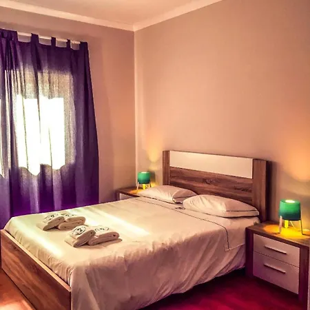 Holiday home Spacious House In Atalaia With Shared Pool